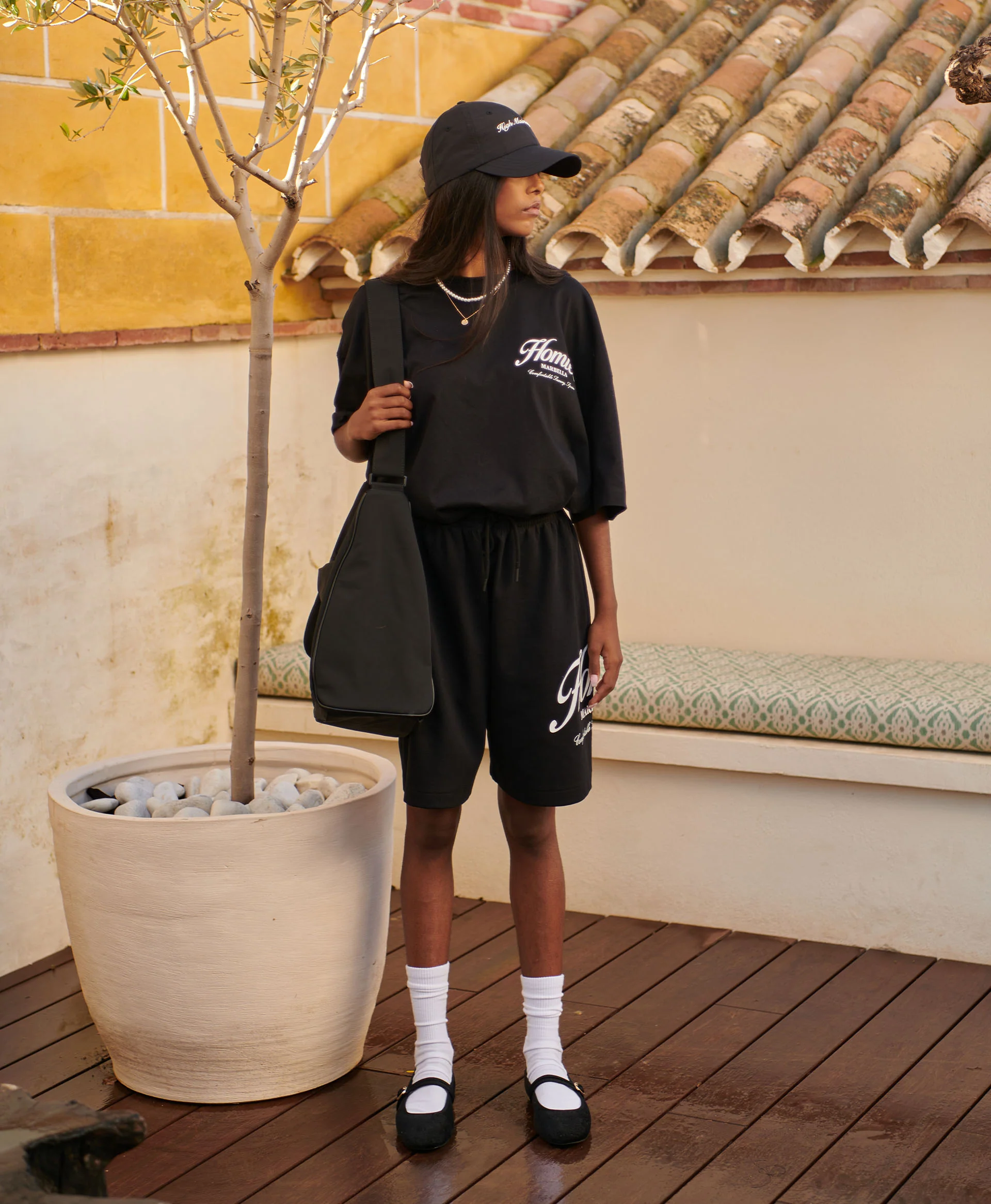 HOMIÉS ESSENTIALS SHORTS BLACK - Image 4
